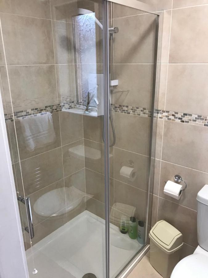 אניס 1Bedroom Self Contained Apartment מראה חיצוני תמונה
